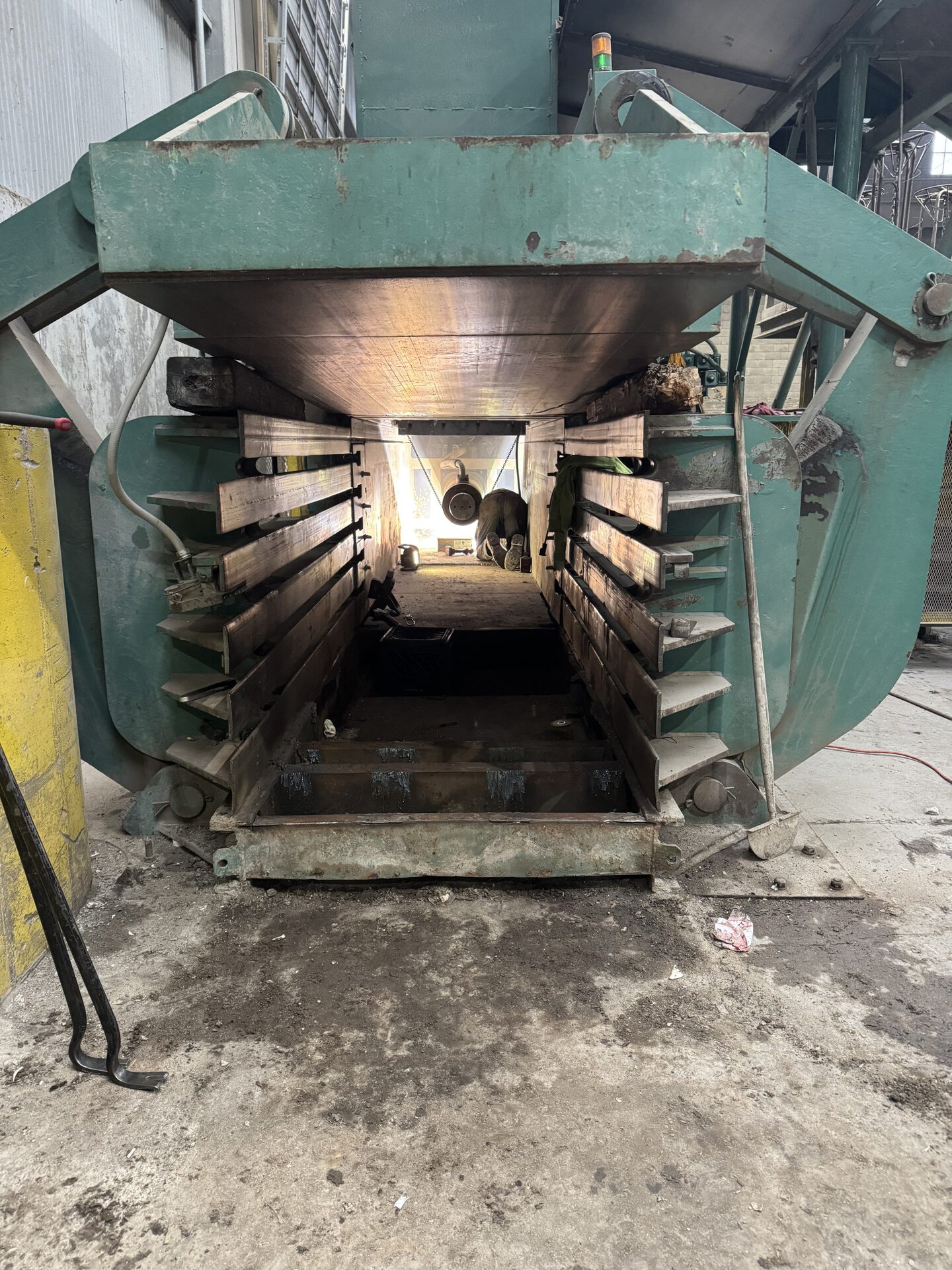 Gatherer chamber reline and sub floor repair on American 8043 horizontal auto-tie baler by HMS