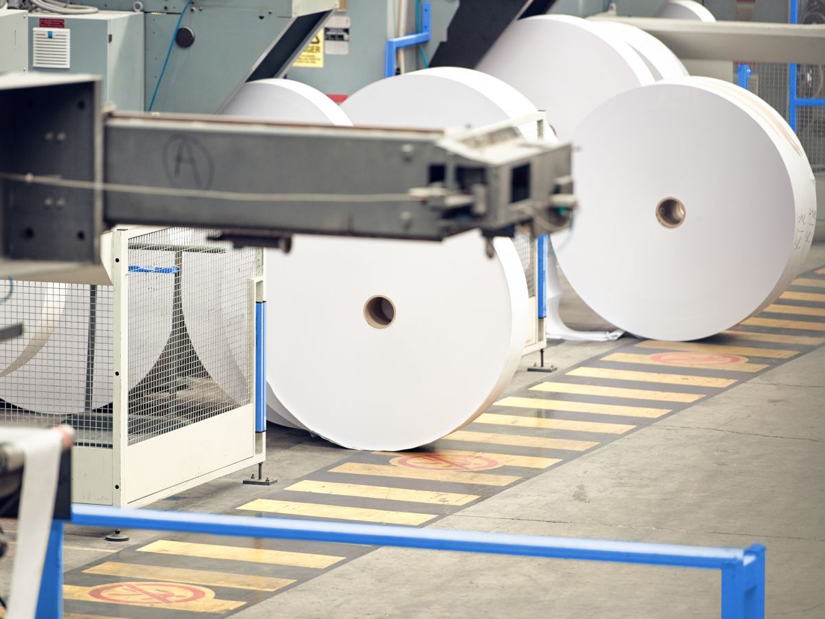 Balers and roll splitters for paper mills and tissue manufacturers