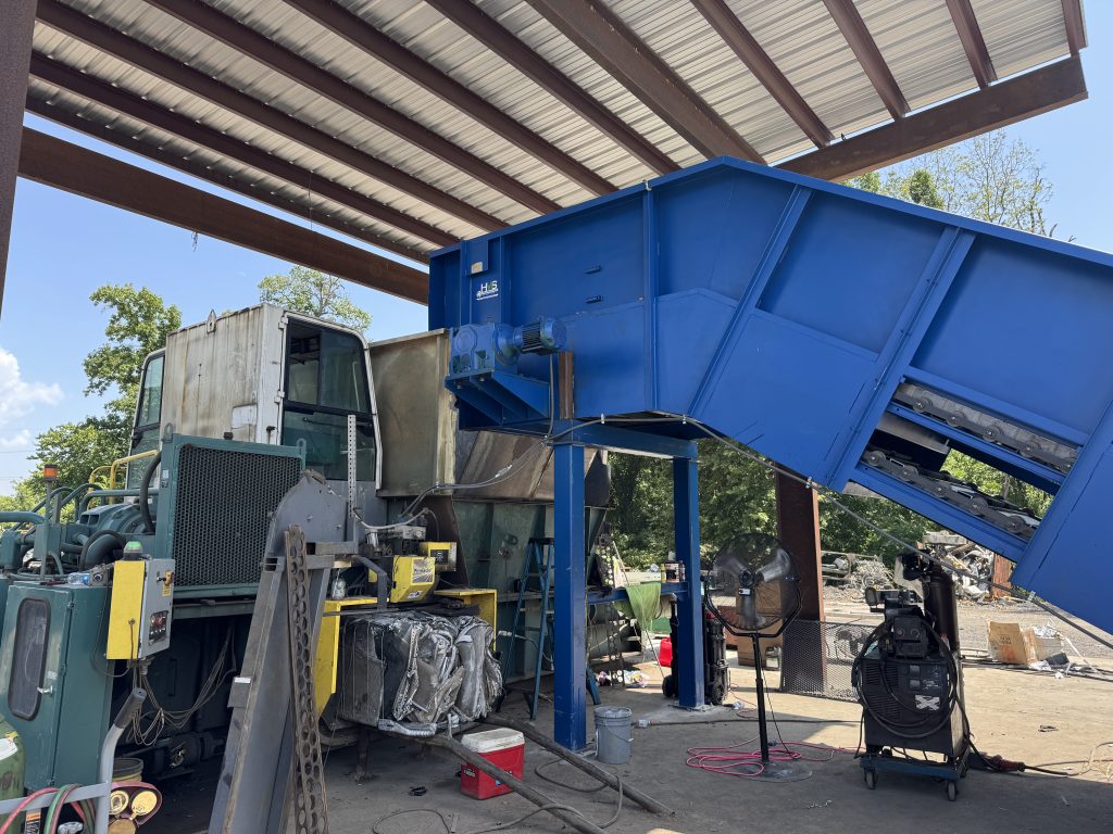 Refurbished baler infeed conveyor installed by HMS.