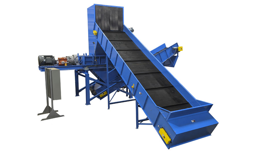 Dual shaft shredder with infeed and outfeed conveyors