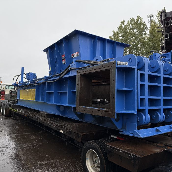 refurbished ibc two ram baler by hms